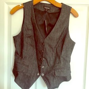 Gray/Black Vest